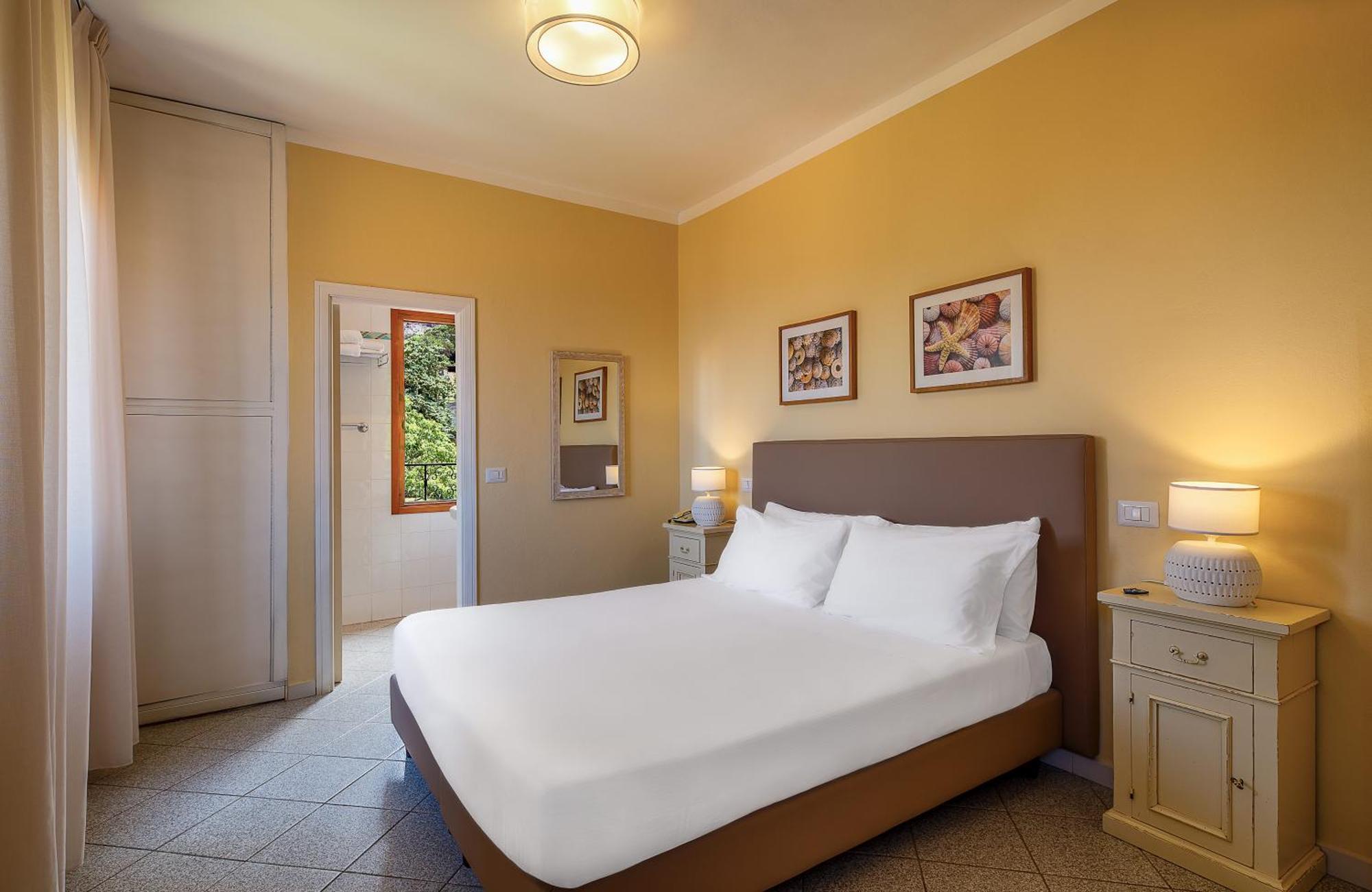 Hotel Cernia Isola Botanica Сант-Андреа Экстерьер фото