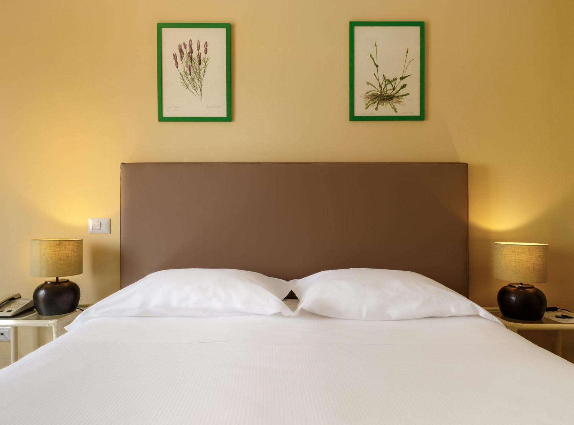 Hotel Cernia Isola Botanica Сант-Андреа Экстерьер фото