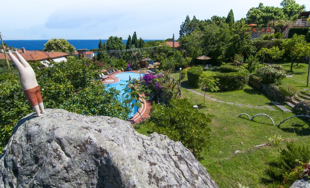 Hotel Cernia Isola Botanica Сант-Андреа Экстерьер фото